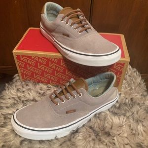 Vans Shoe: Men’s 9 & Women’s 10.5